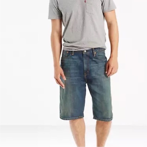 Levi's Men’s 569 Jean Shorts Loose Straight Fit Blue  Denim Size 42 - Picture 1 of 12